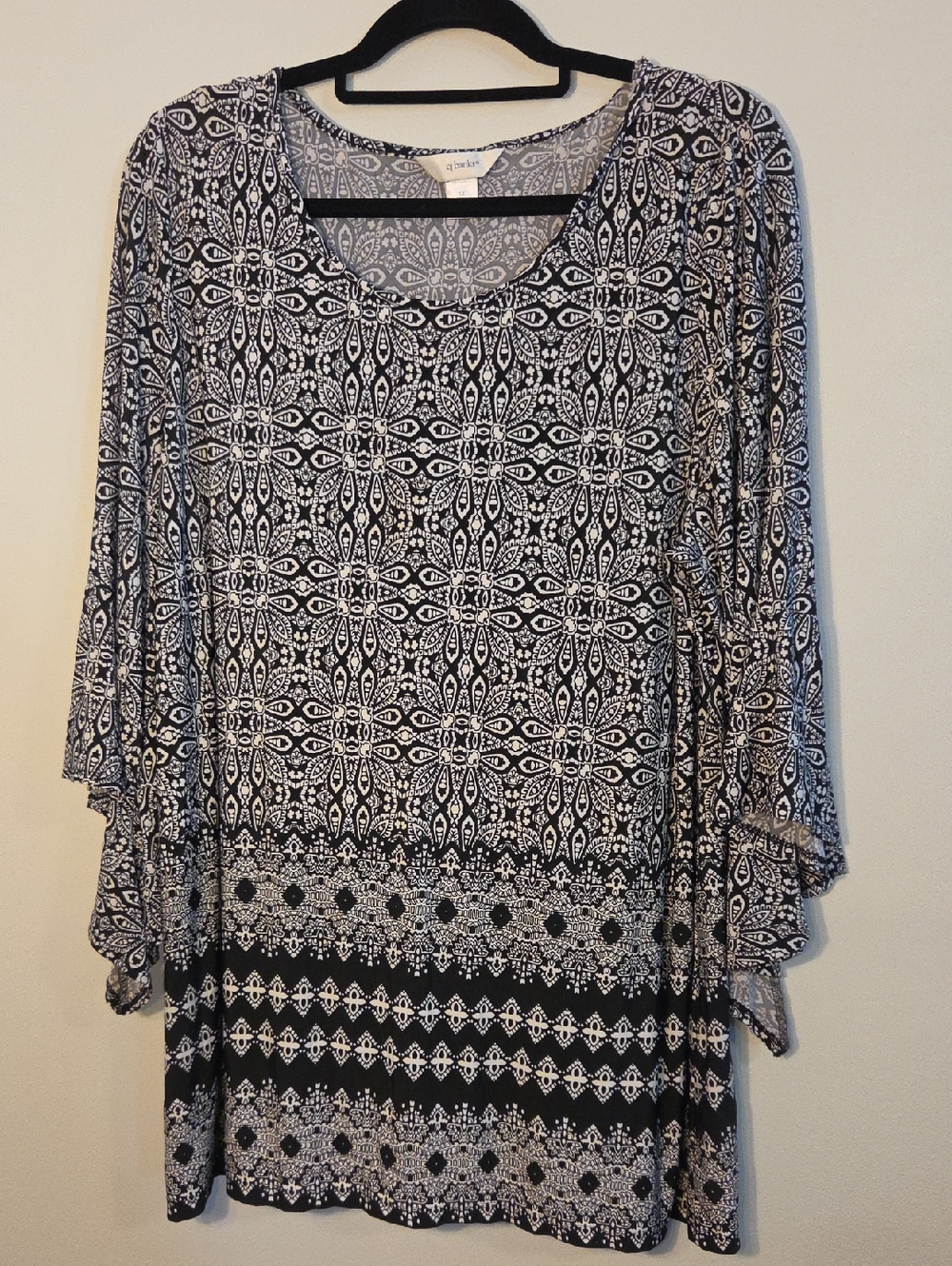 CJ Banks Black & White Printed Scoop Neck Tunic